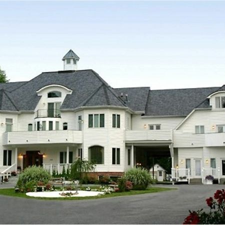The Columbia Inn At Peralynna Εξωτερικό φωτογραφία